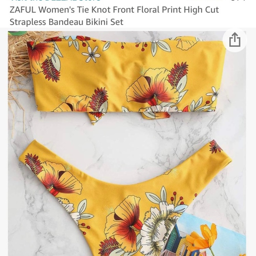 Set of two bikinis.
